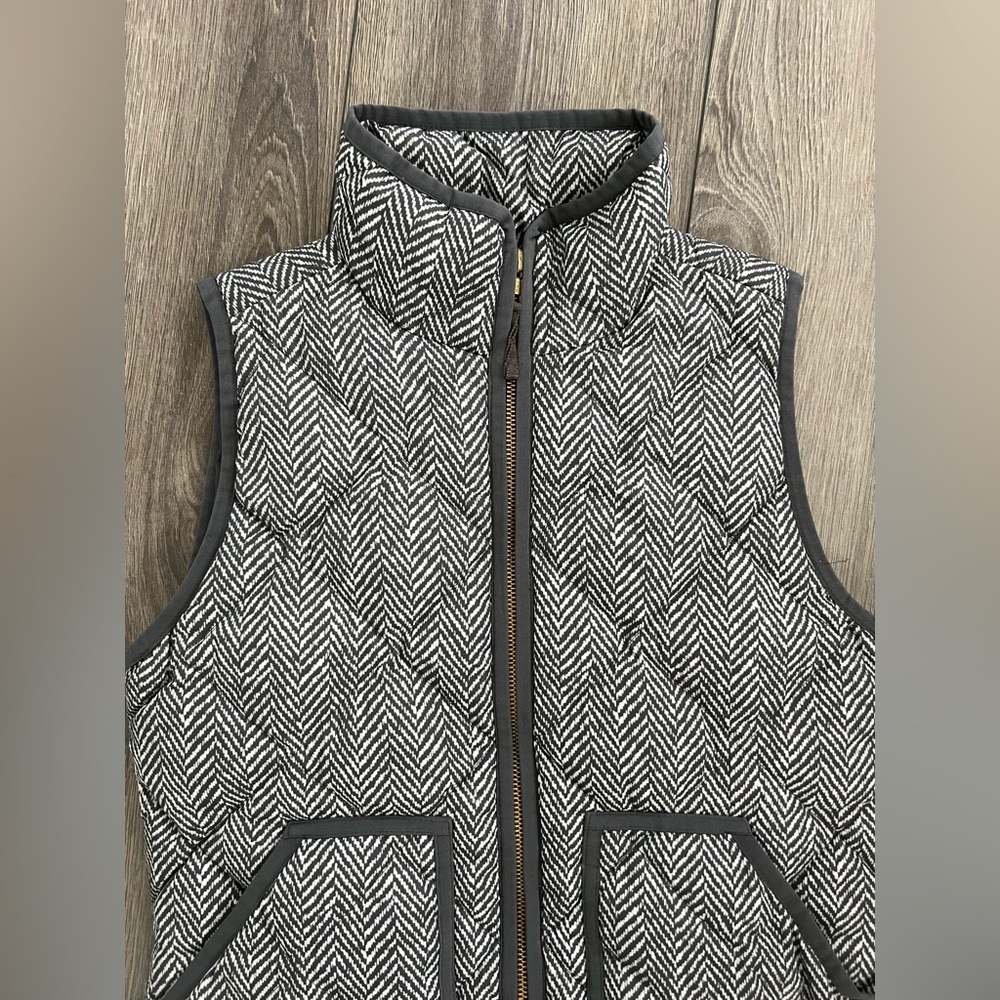 J. Crew Vest Sleeveless Grey Quilted Down Feather Puffer Vest XS Zip - Picture 3 of 10